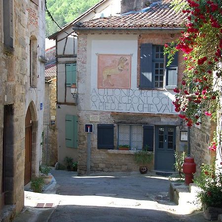 Auberge Lion D'Or Saint-Antonin Exteriér fotografie