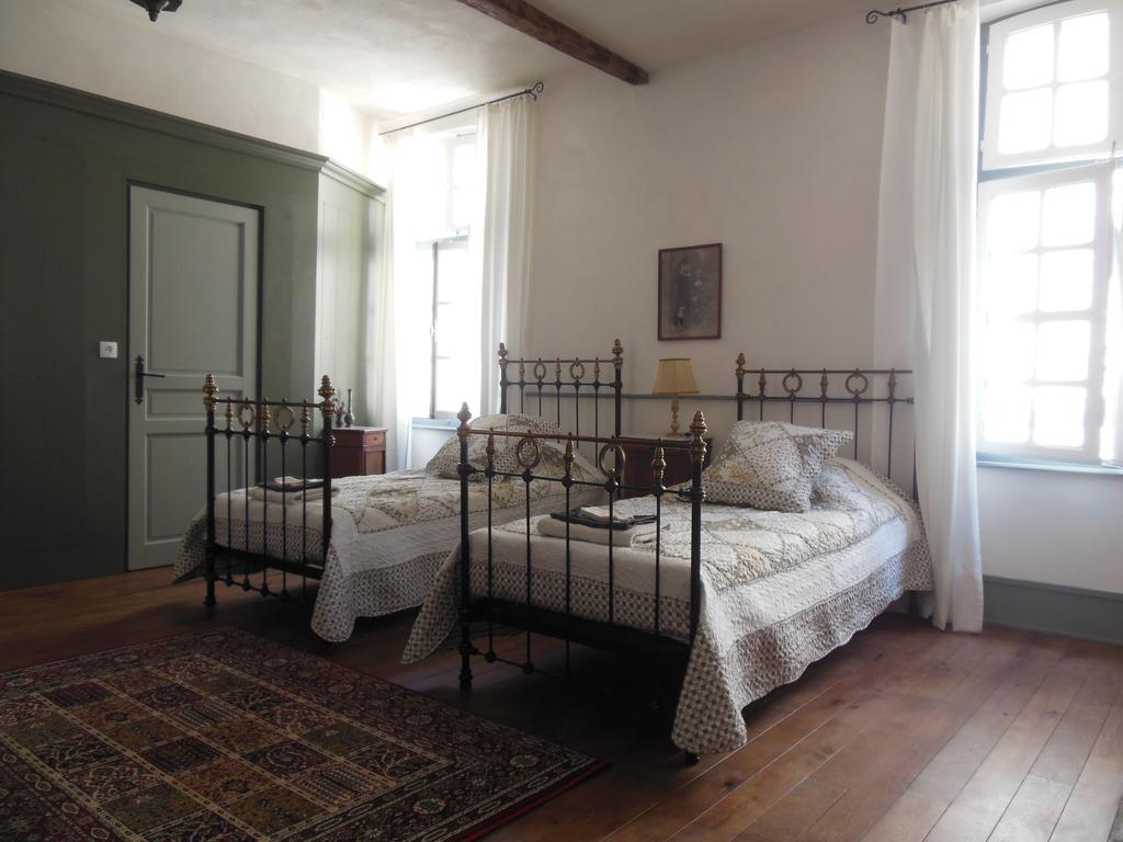 Auberge Lion D'Or Saint-Antonin Pokoj fotografie