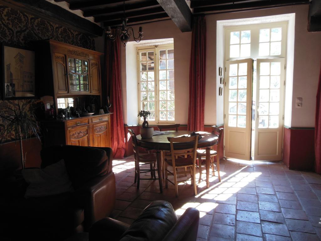 Auberge Lion D'Or Saint-Antonin Exteriér fotografie