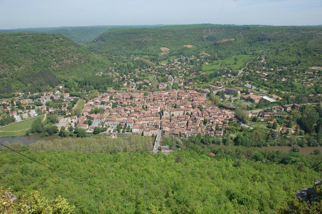 Auberge Lion D'Or Saint-Antonin Pokoj fotografie