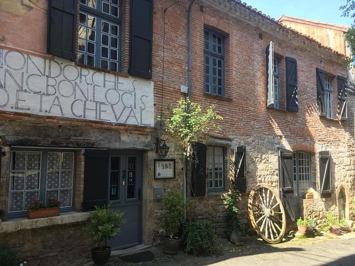 Auberge Lion D'Or Saint-Antonin Exteriér fotografie
